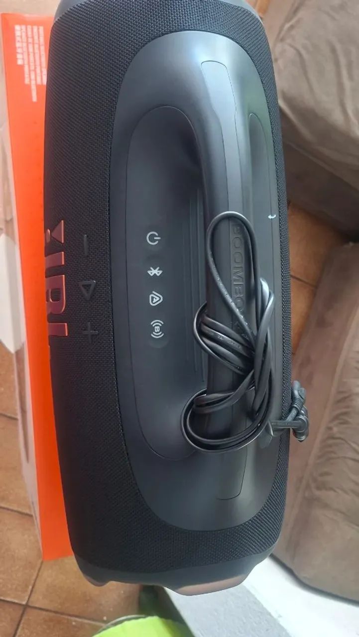 Caixa de som bombox jlb 4