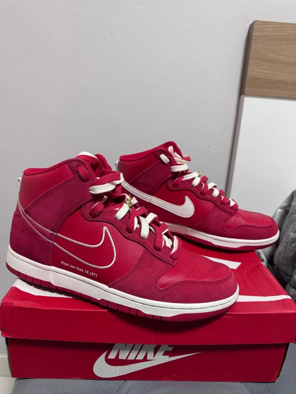 Nike Dunk High SE First Use University Red