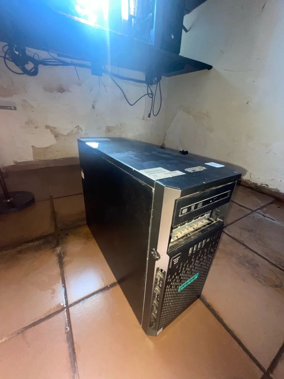 Servidor HPE ML30 gen 9 / Apenas com processador e ILO4 - Foto 3
