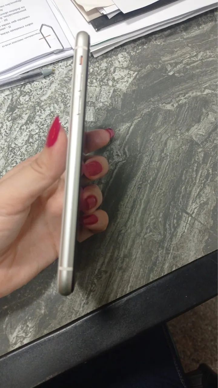 iPhone 11- 128gb - Foto 2