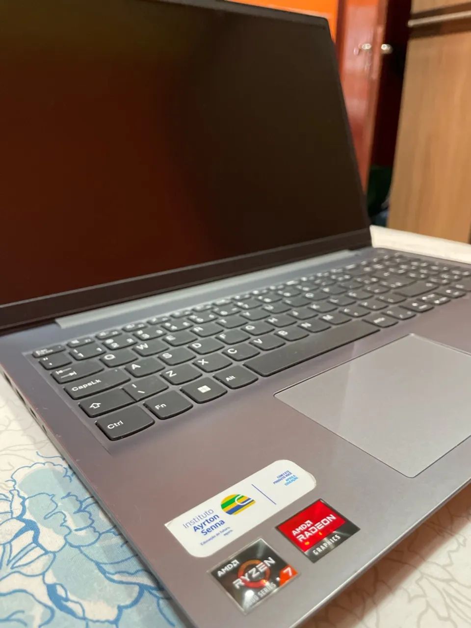 Notebook Lenovo  - Foto 2