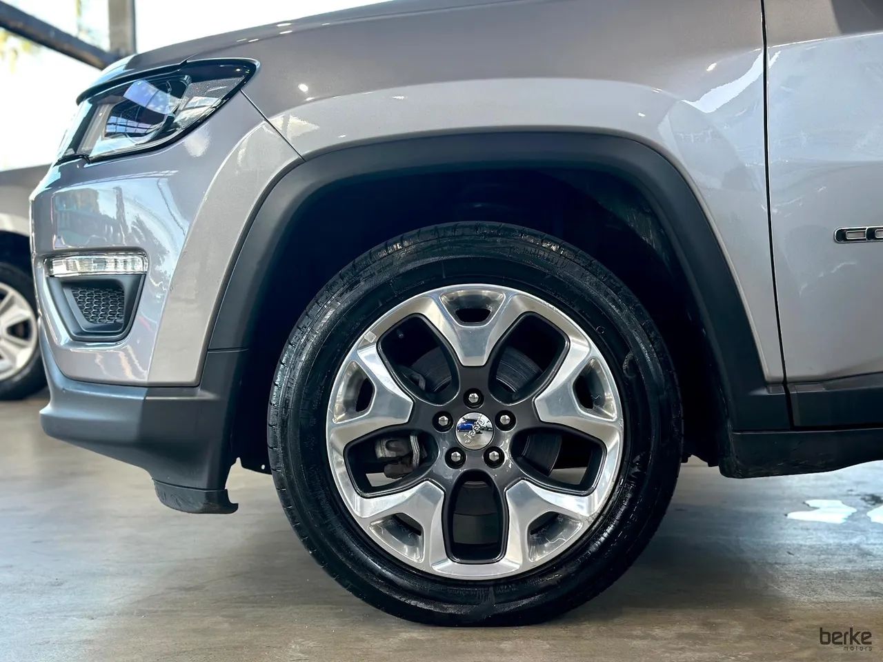 Jeep Compass Longitude 2.0 4X2 Flex 16V Aut. 2019 - Foto 4