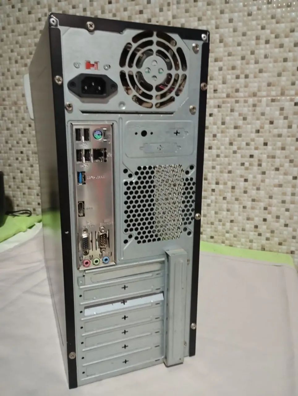 Computador Desktop Intel Celeron - Foto 4