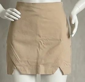 Short saia bege 