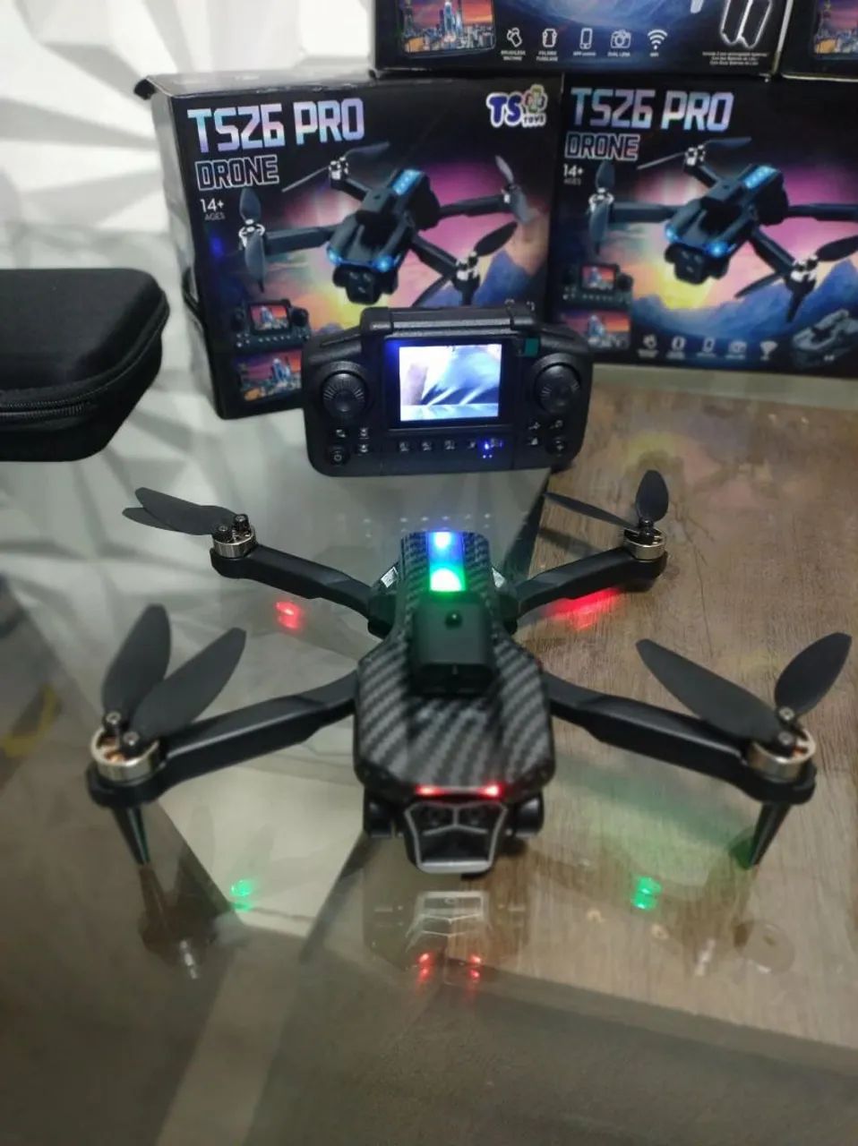 Drone E99 pro com display no controle novo  - Foto 2