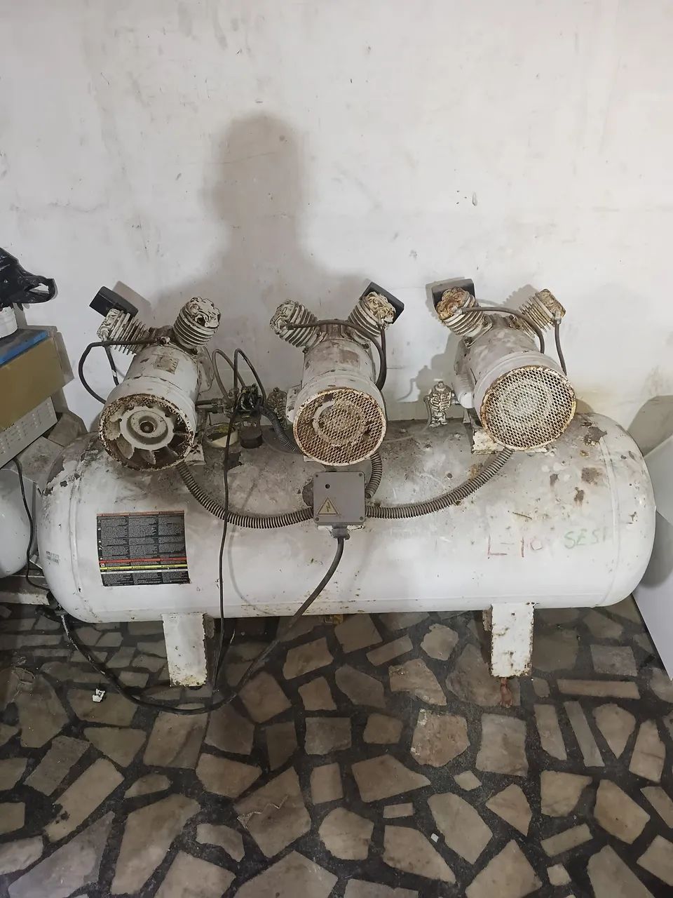 Compressor odontológico isento de óleo  - Foto 2