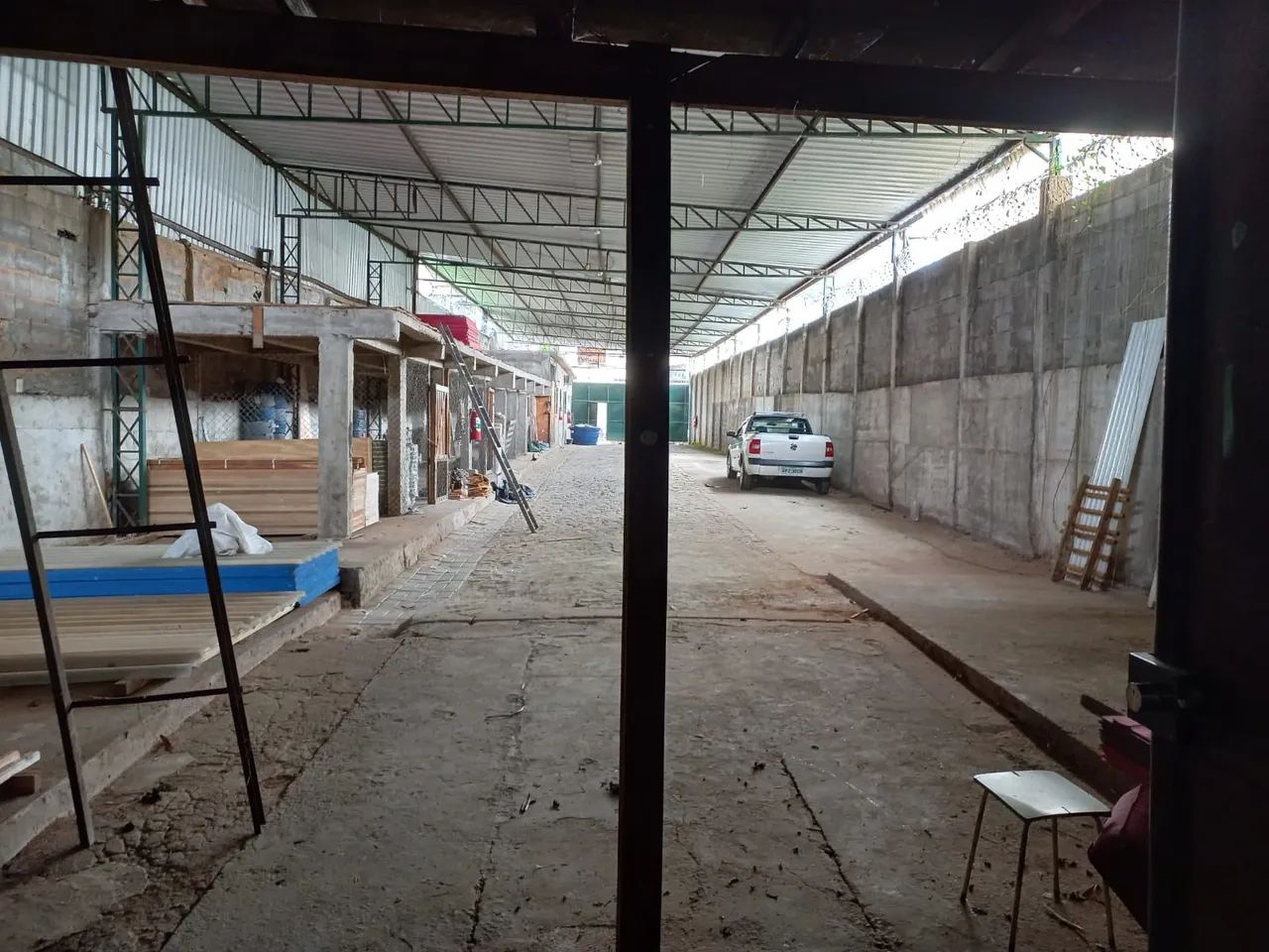 Três Rios - Galpão com 600m². Oportunidade ! - Foto 4