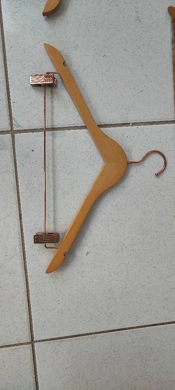 90 Cabides para Loja - Foto 2