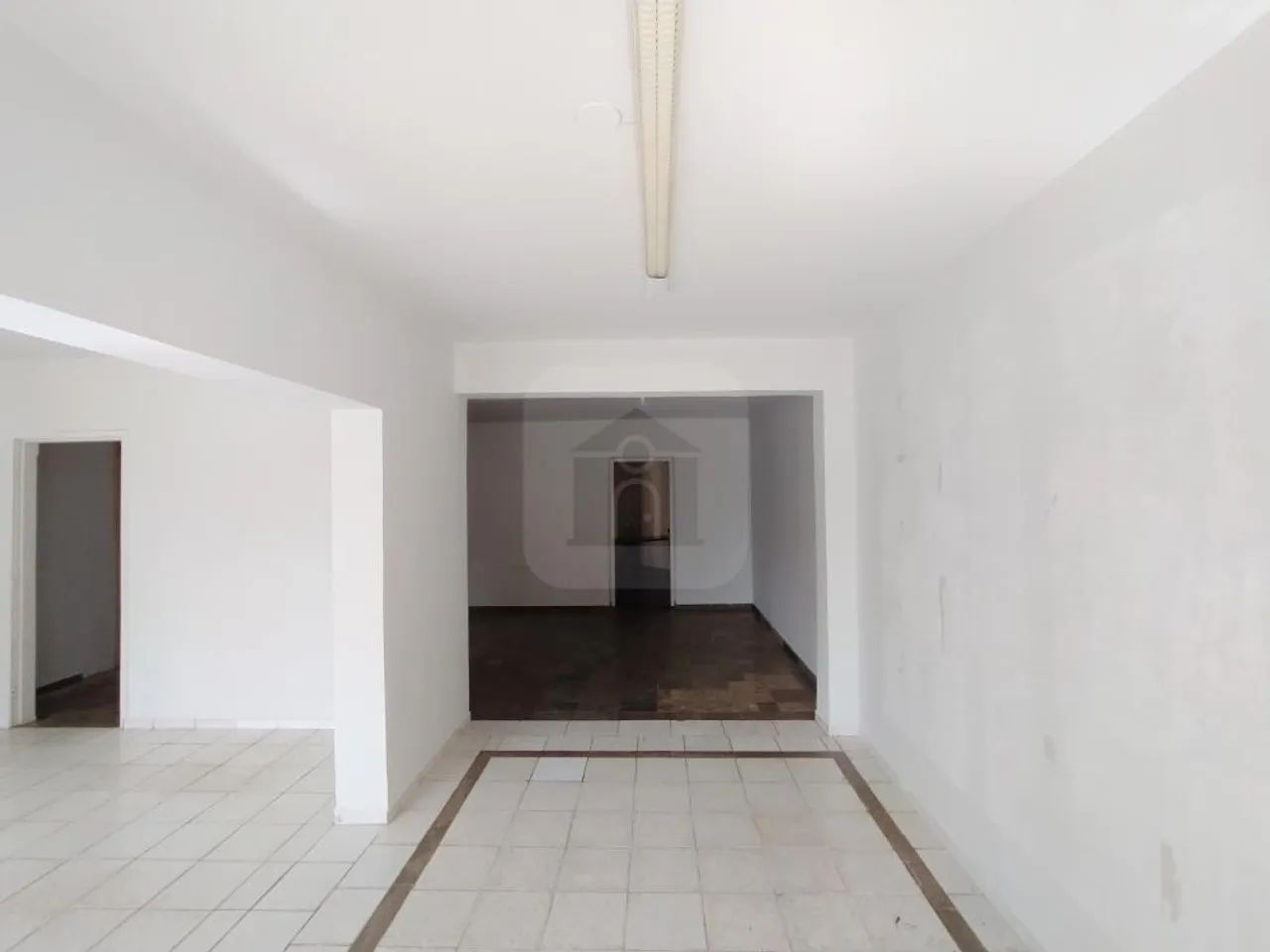 Casa comercial para Locação no bairro Cazeca - Foto 4