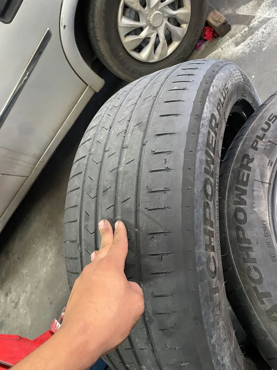 Pneus 265/50 aro 20  - Foto 5
