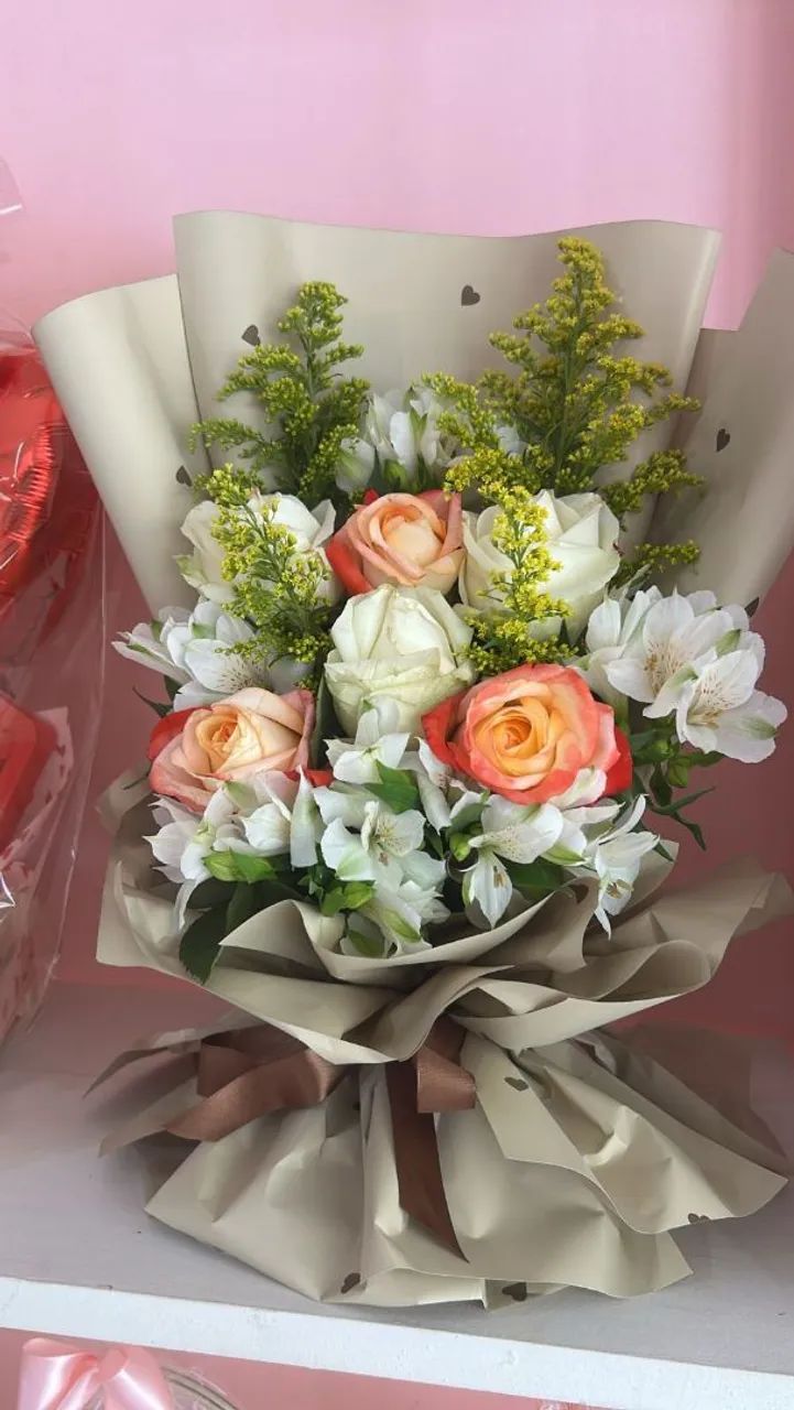 Flores , buquês e  arranjos - Foto 4