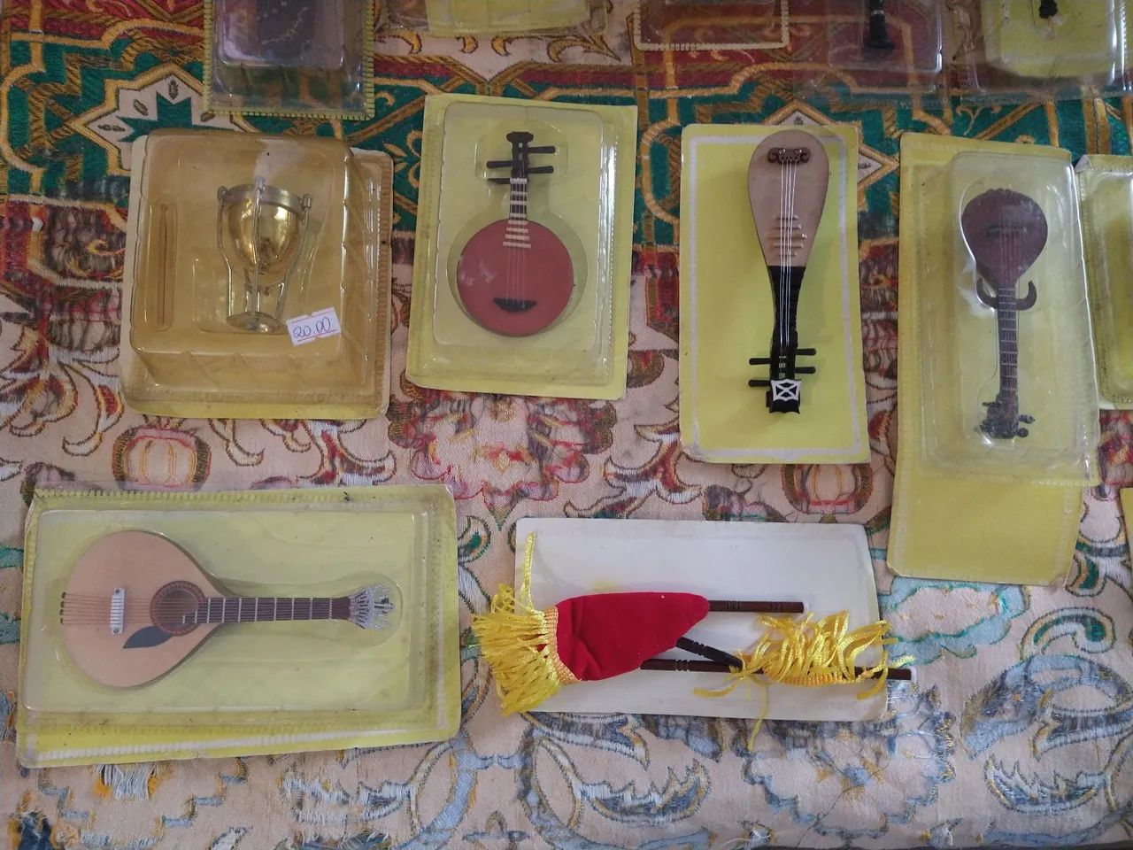 Miniaturas Instrumentos musicais  - Foto 4