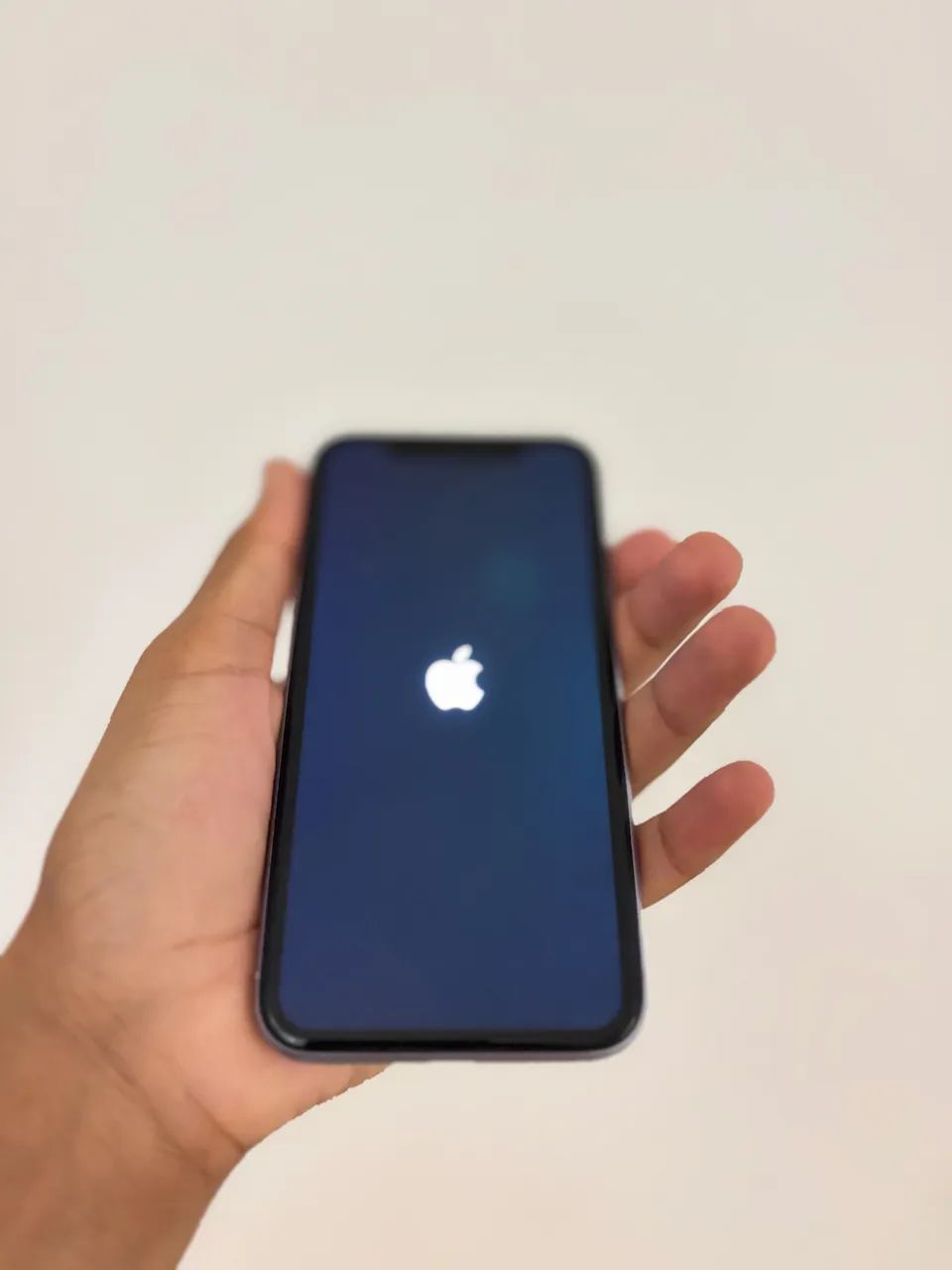 IPHONE 11 ROXO - Foto 3