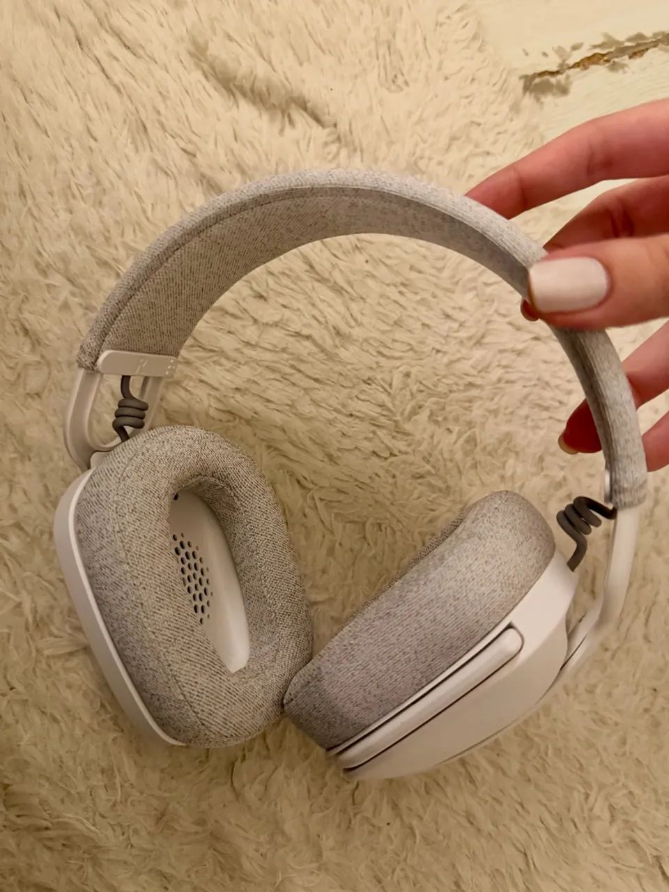 FONE DE OUVIDO SEM FIO LOGITECH ZONE VIBE 100 CINZA (com microfone)  - Foto 4