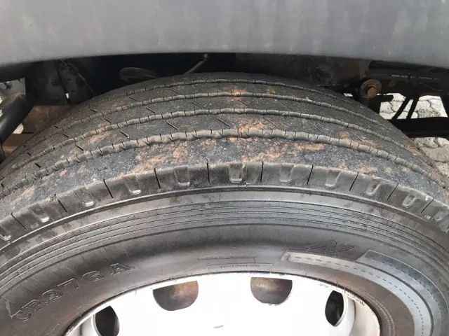 VW CONSTELLATION 15.180 2011/2012 COM CARROCERIA. - Foto 12