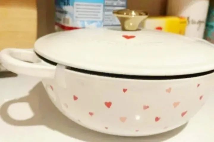 Panela Marmita L'amour Edição Especial Le Creuset - Foto 2