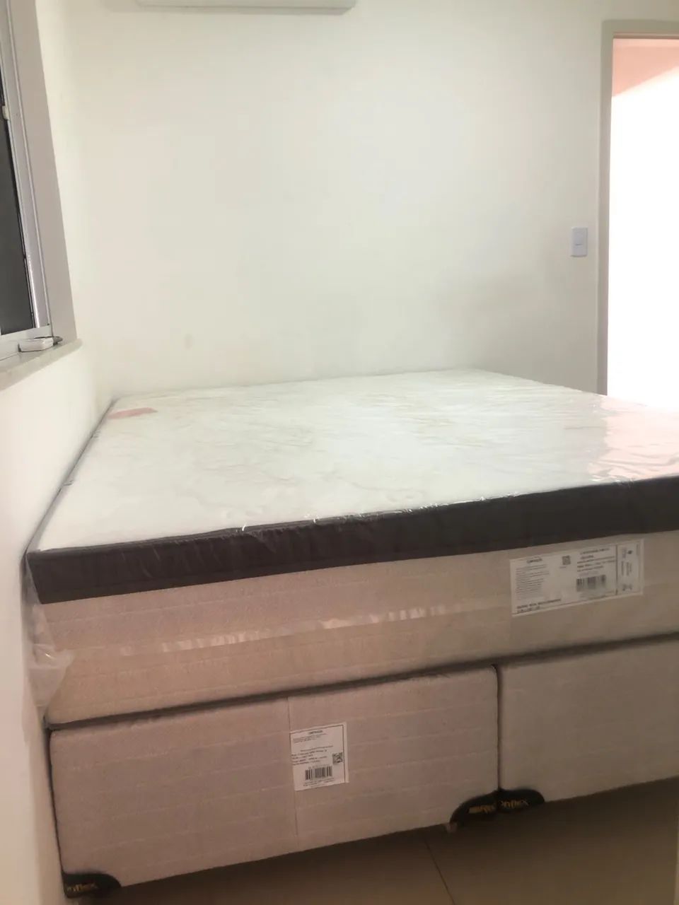Cama Queen Nova sem uso