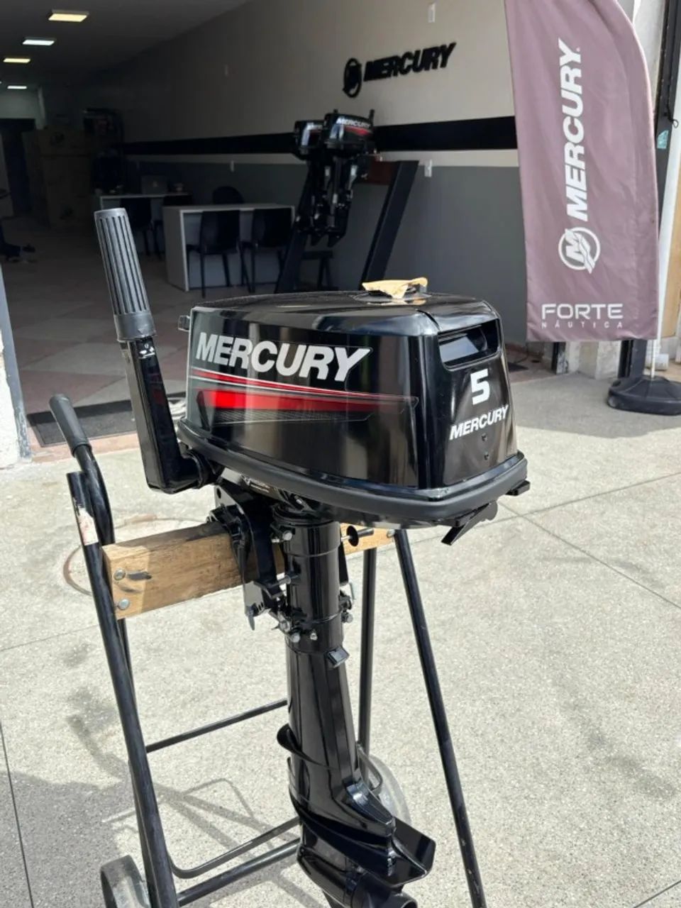 Motor de popa Mercury 5hp - Novo, pronta entrega  - Foto 7