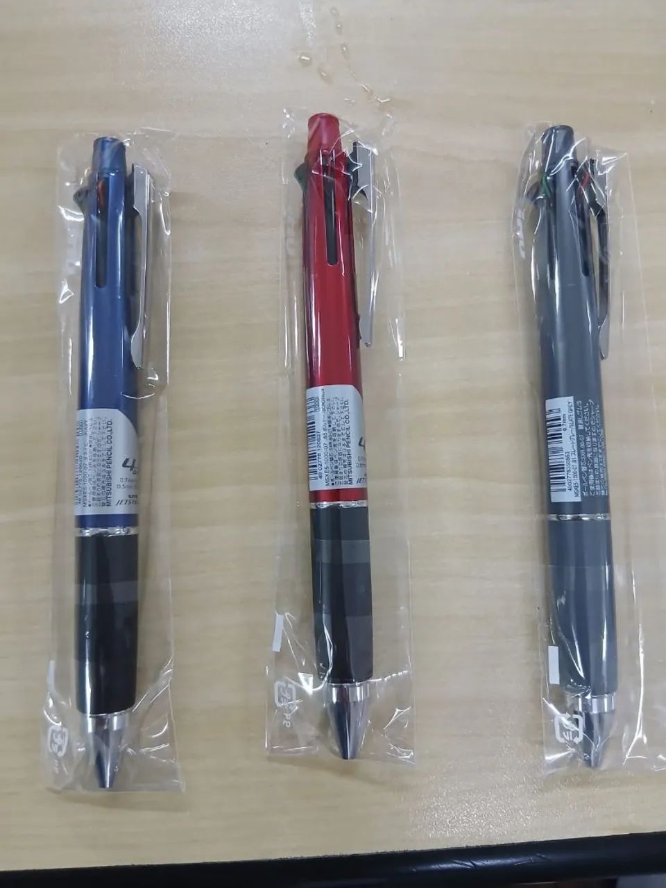 Caneta multifuncional importada do Japão  - Foto 3