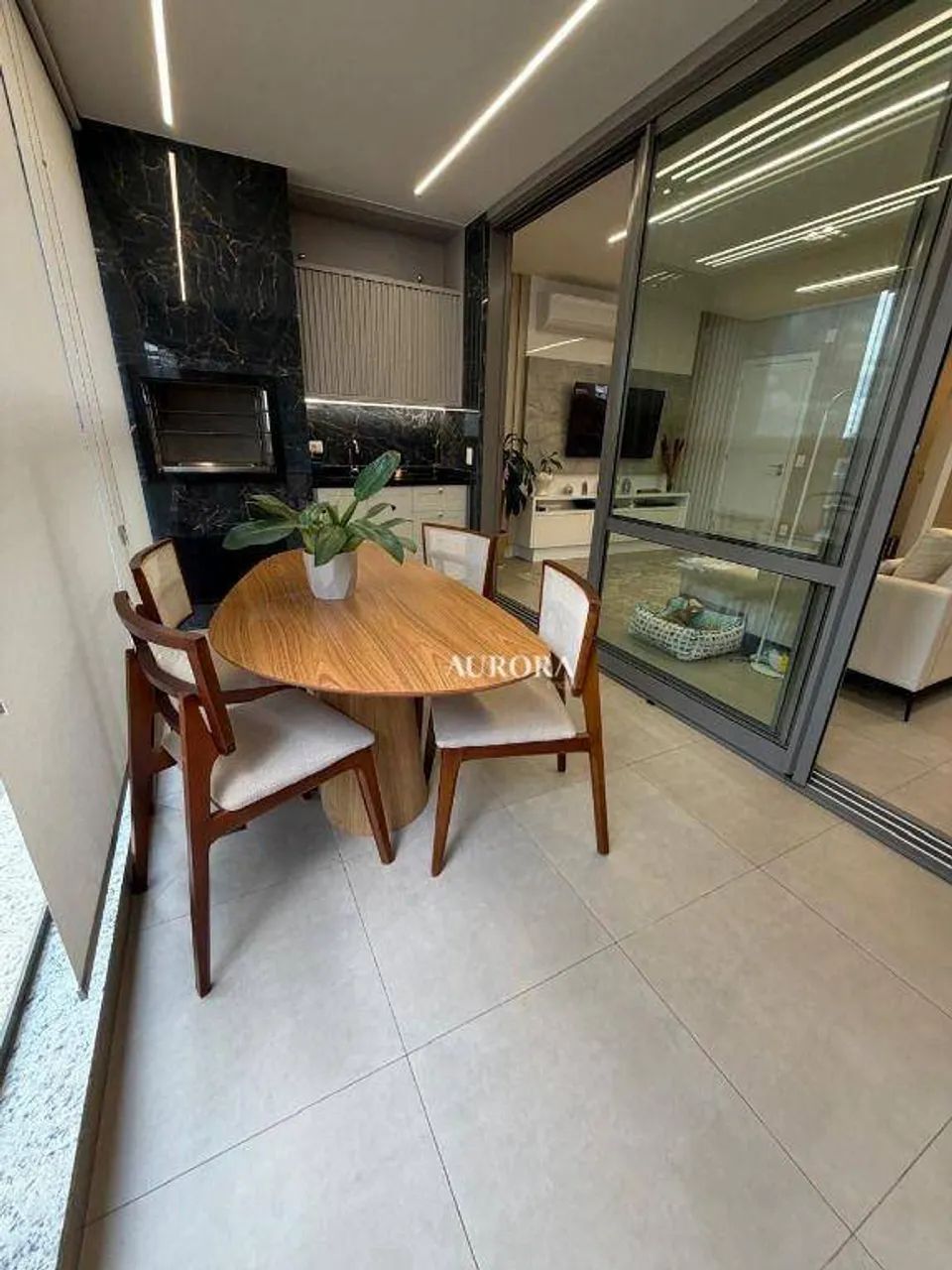 Apartamento no Edifício Glória Residence (Mobiliado) com 3 dormitórios sendo uma suíte à v - Foto 4