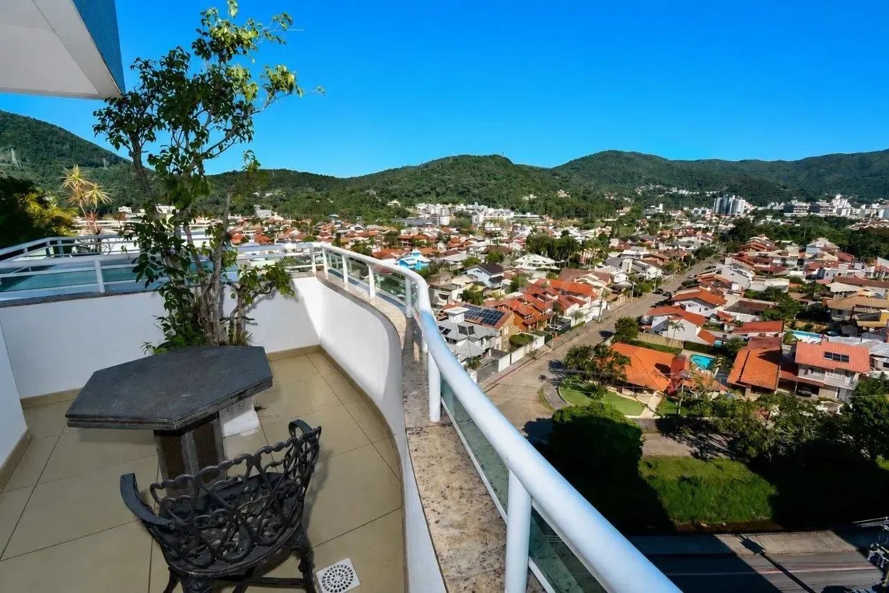 Imóvel para venda tem 253 metros quadrados com 3 quartos em Itacorubi - Florianópolis - SC - Foto 3