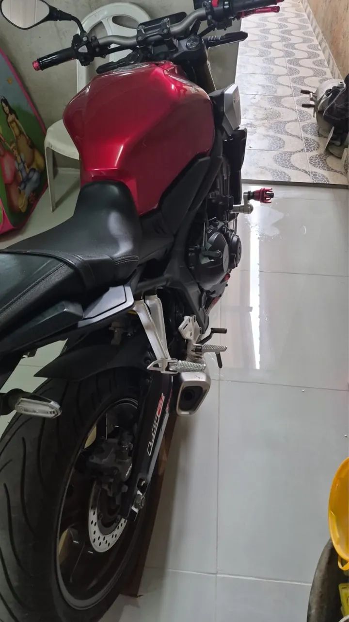 CB 650R - Foto 5