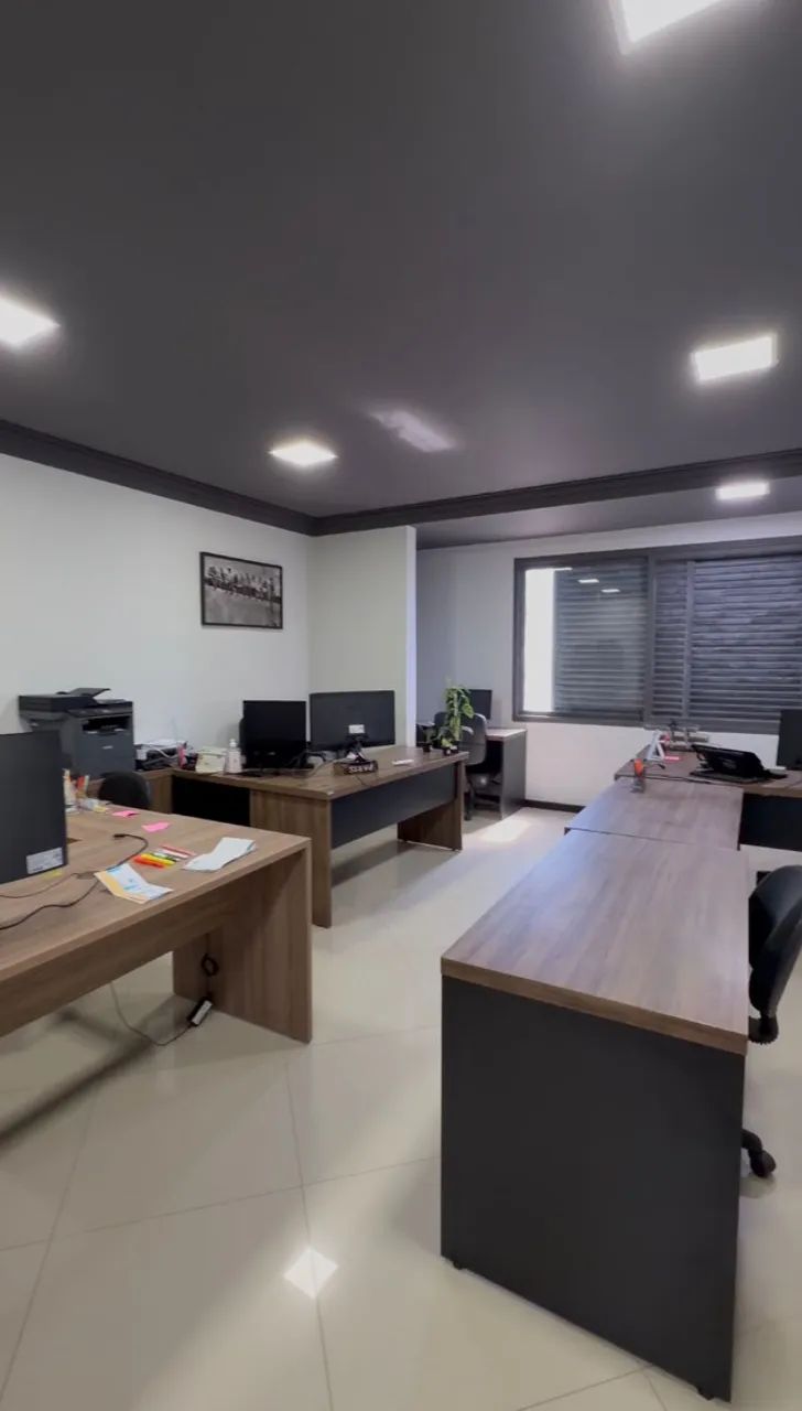 Aluga-se PRÉDIO COMERCIAL DE ALTO PADRÃO | +10 SALAS | FAROLÂNDIA - Foto 4