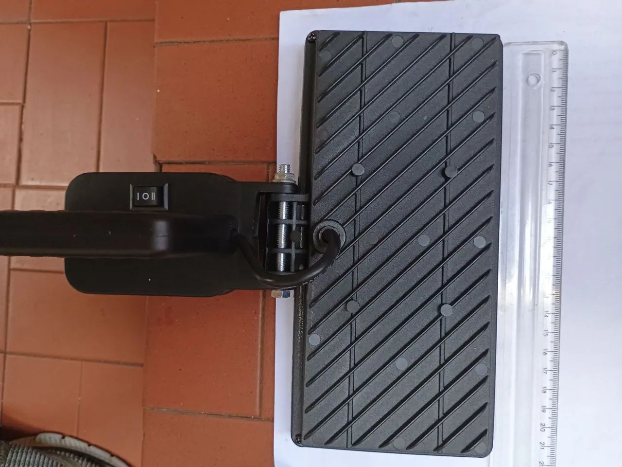 Luminária, lanterna, farolete 84 leds a bateria  - Foto 2