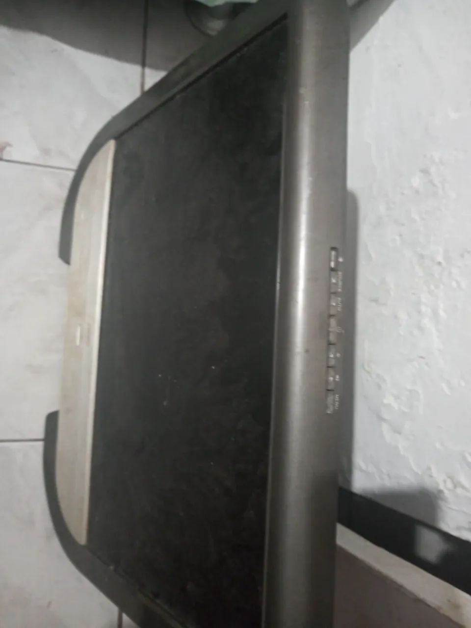 Monitor AOC 19 polegadas ..falta a fonte . - Foto 2