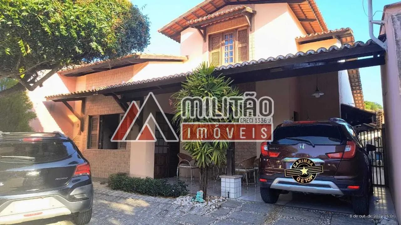 CASA - 3 quartos - CIDADE DOS FUNCIONÁRIOS