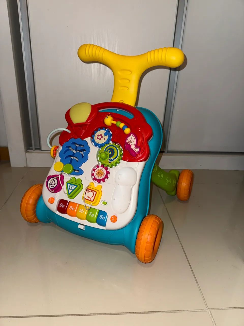 Andador 2 em 1 para bebês 