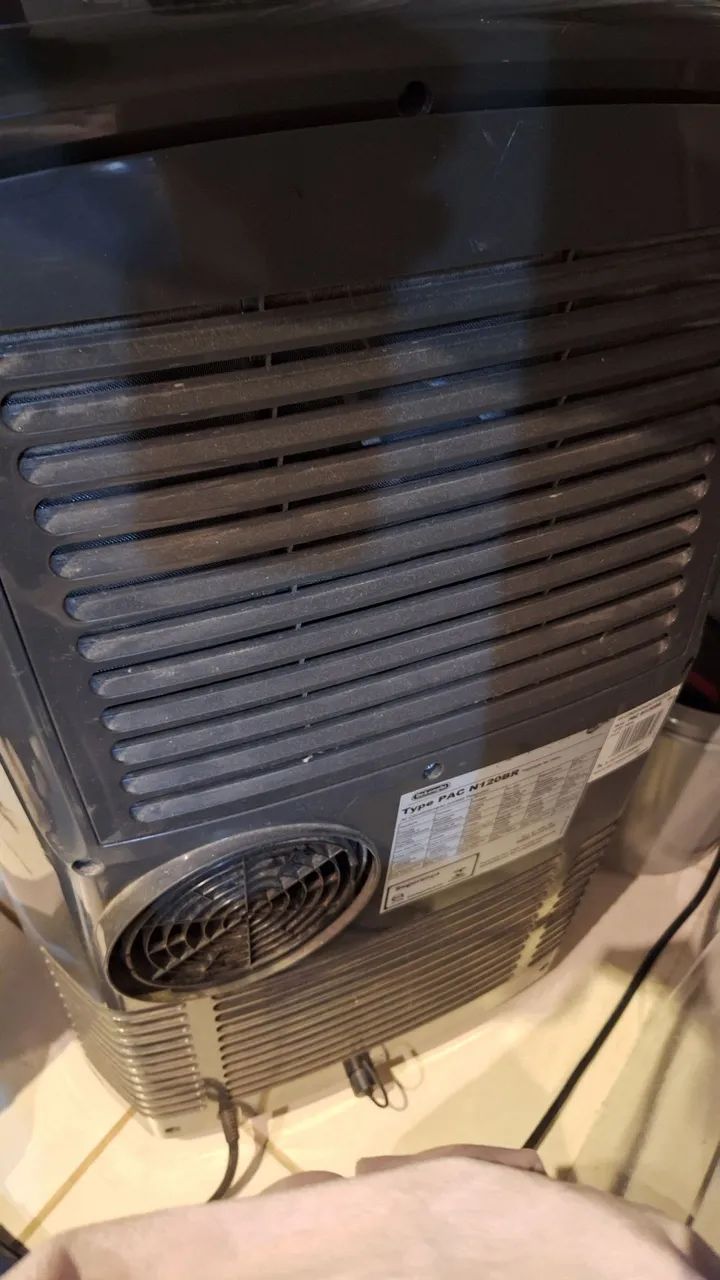 Ar-condicionado portátil Delonghi Pinguino - Foto 3