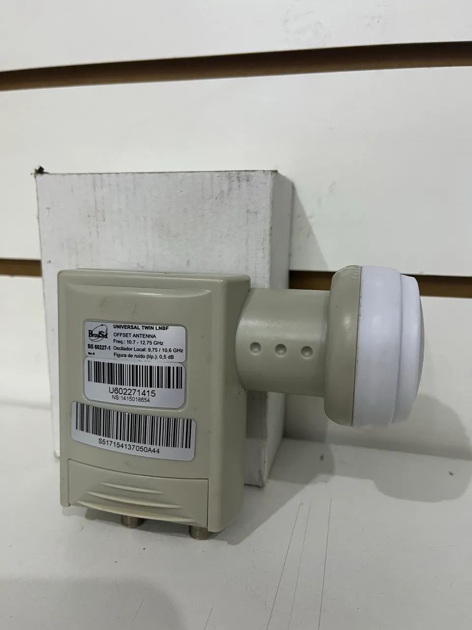 Antena offset twin LNBF Brasil sat 
