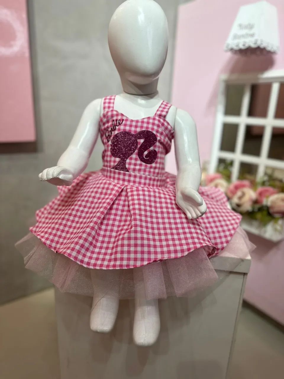 Vendo vestido Barbie - Foto 2