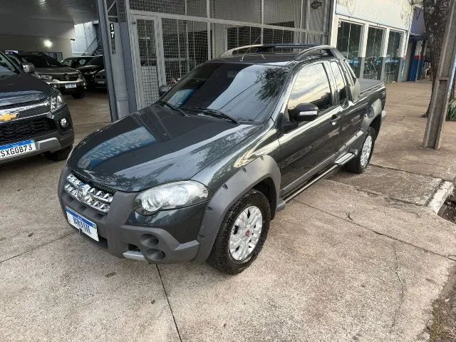 Fiat Strada Adventure 1.8/ 1.8 Locker Flex CE 2012 - Foto 2