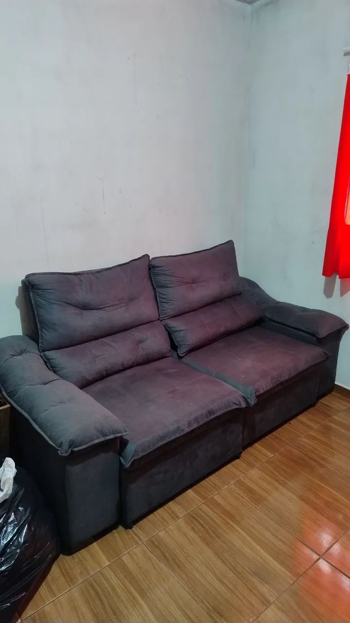 Sofá retrátil dois lugares 