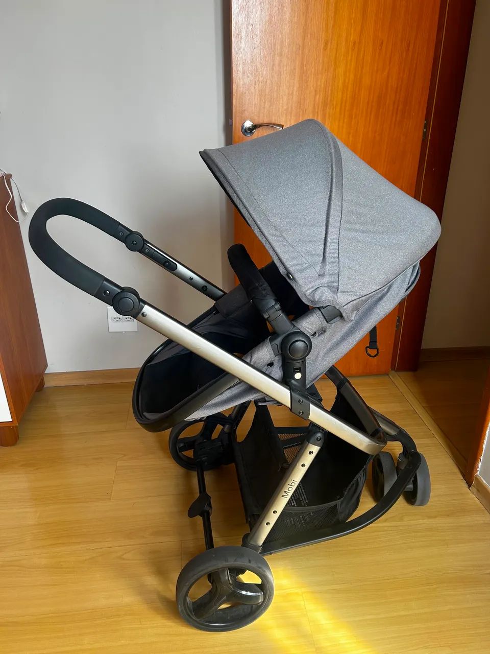 Carrinho de Bebê com Moisés e Cadeirinha - Foto 2