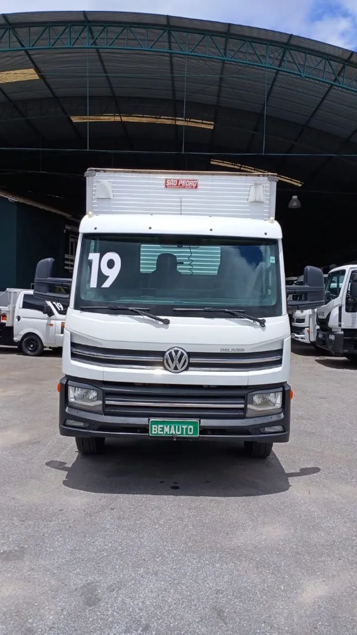 Vw 11.180 Baú 2019 - Foto 4