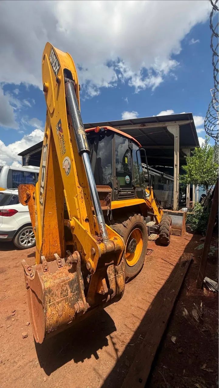 JCB 3CX 2020 4x4 - Foto 3