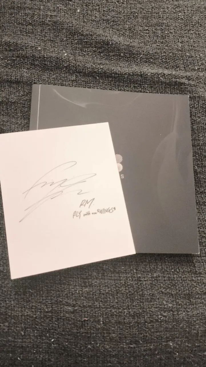 Álbum BTS - Foto 2