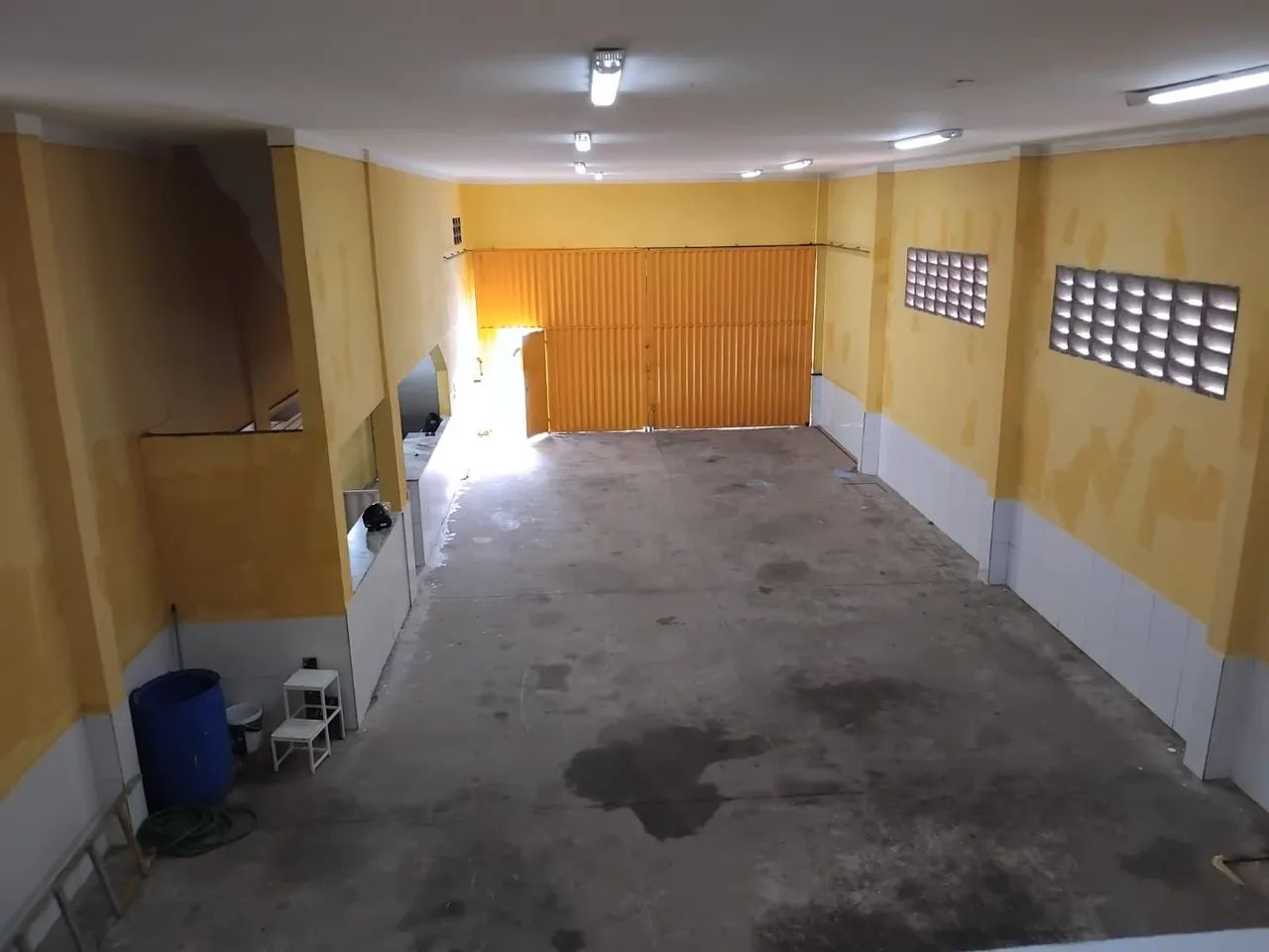 Prédio comercial com casa. - Foto 2