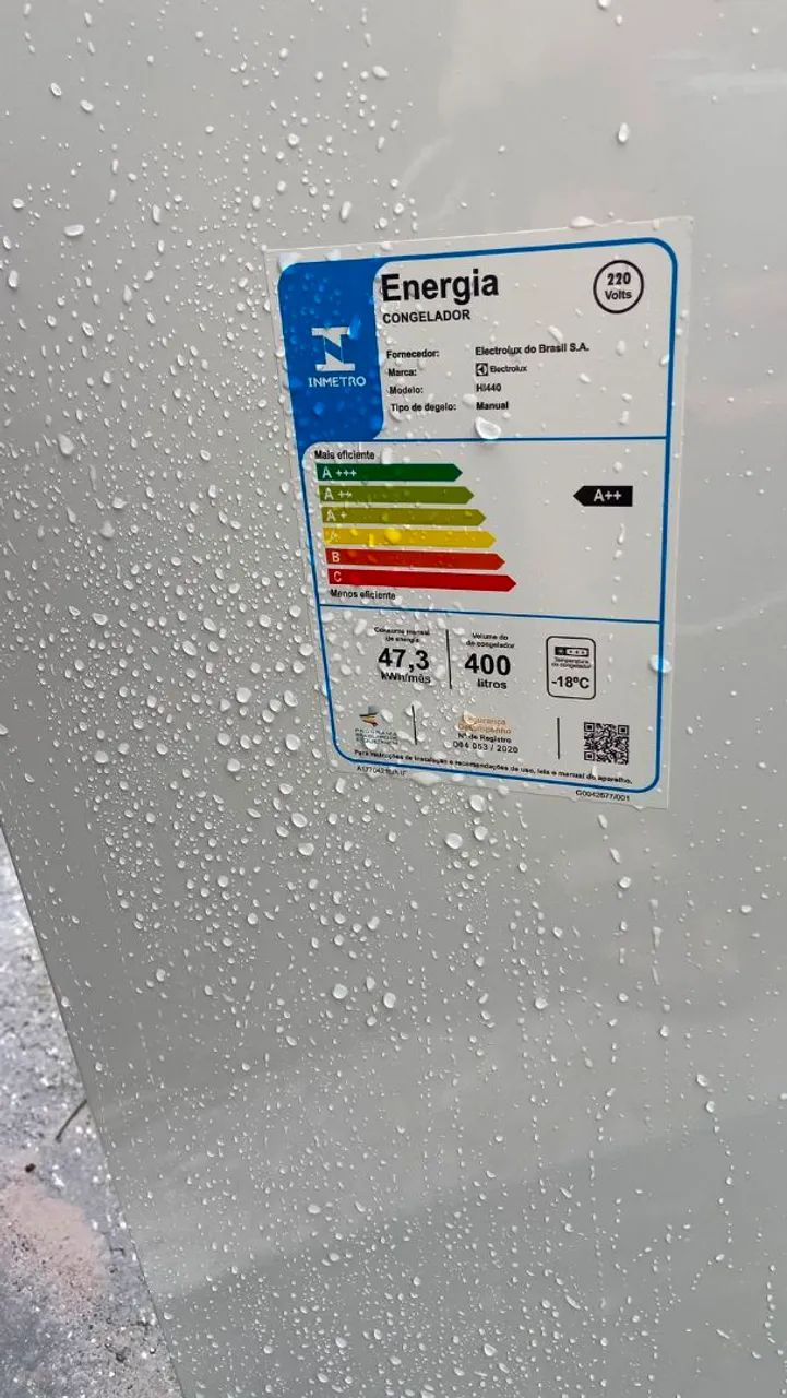 Vendo Freezer 1 ano de uso - Geladeiras e Freezers - Cidade