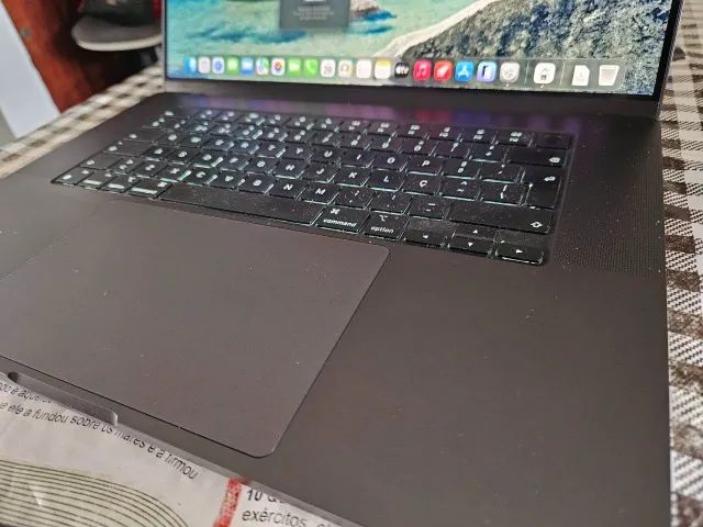 Apple Macbook Pro 16 M4 Pro Prateado 24gb 512gb - Foto 2
