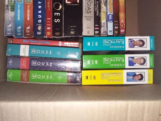 Boxes De Dvds De Séries - R$ 20 cada - Foto 2
