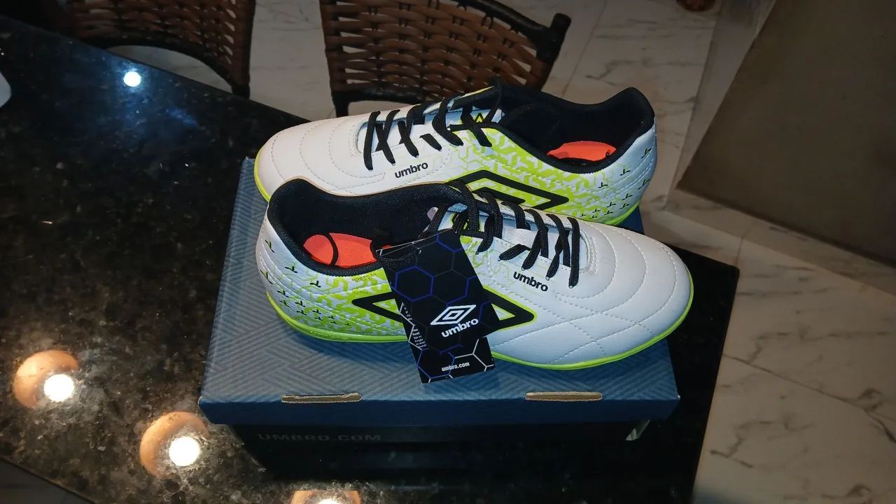 Chuteira Umbro  - Foto 2