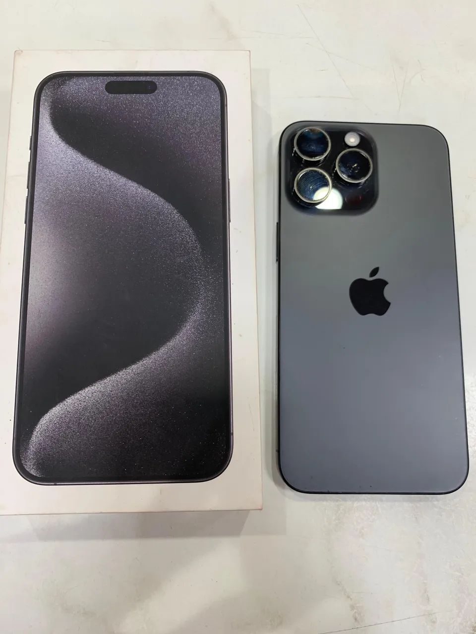 iPhone 15 pro Max 