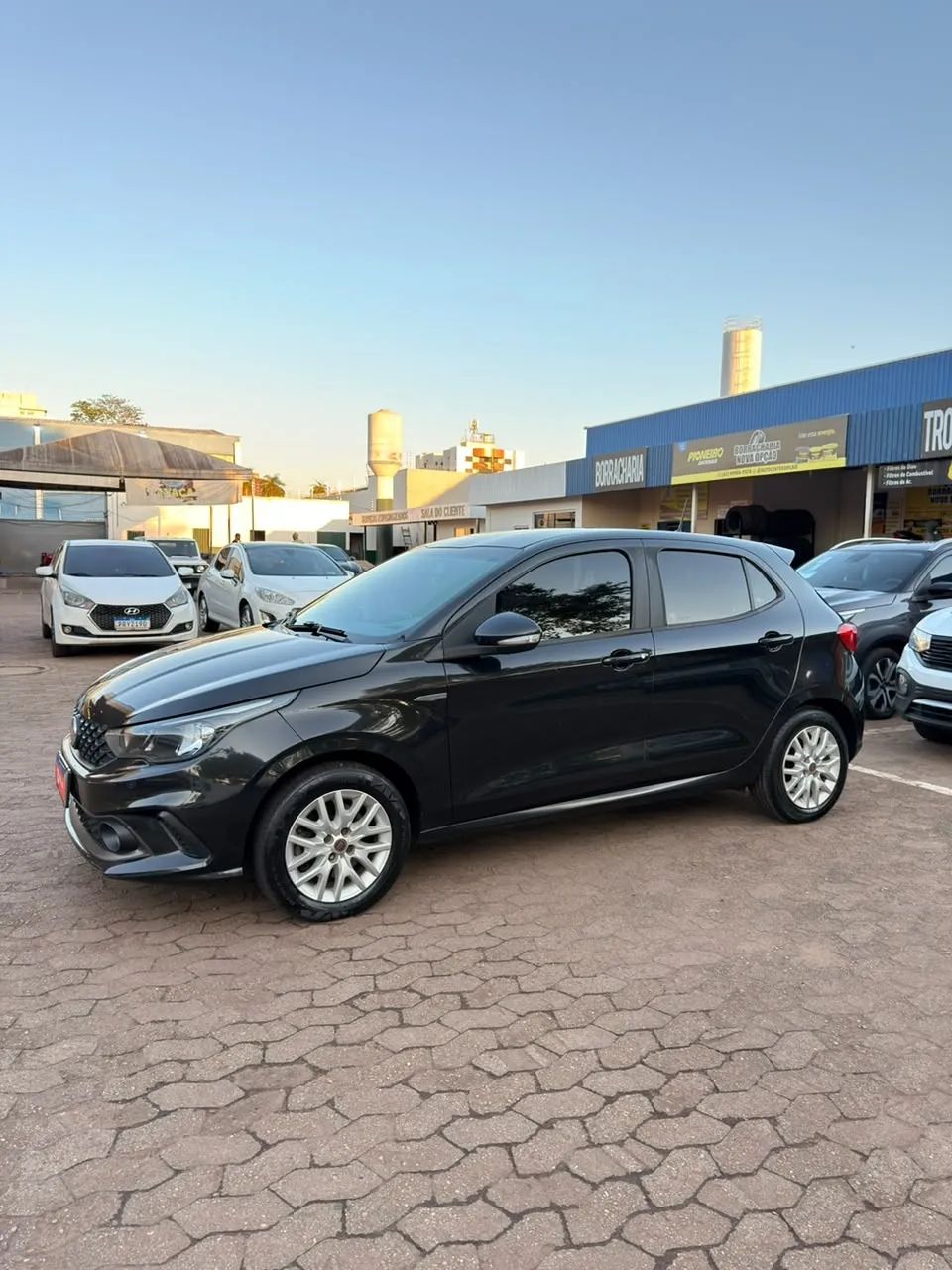 Fiat Argo Precision 1.8 16V Flex Mec. 2018 - Foto 2