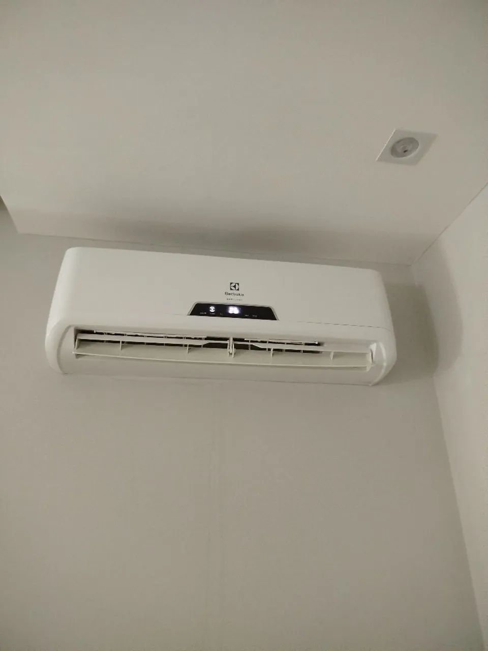 Ar condicionado Electrolux 9000 BTUs 220 volts