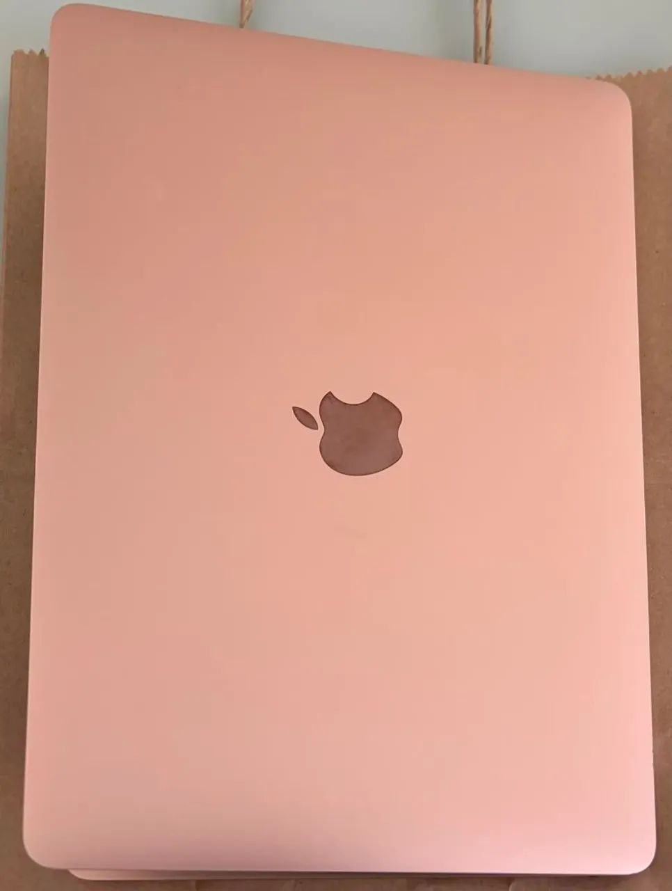 Vendo MacBook Air M1 2020 (Chip M1 da Apple, 8 GB de RAM unificado e 512 GB de SSD) 