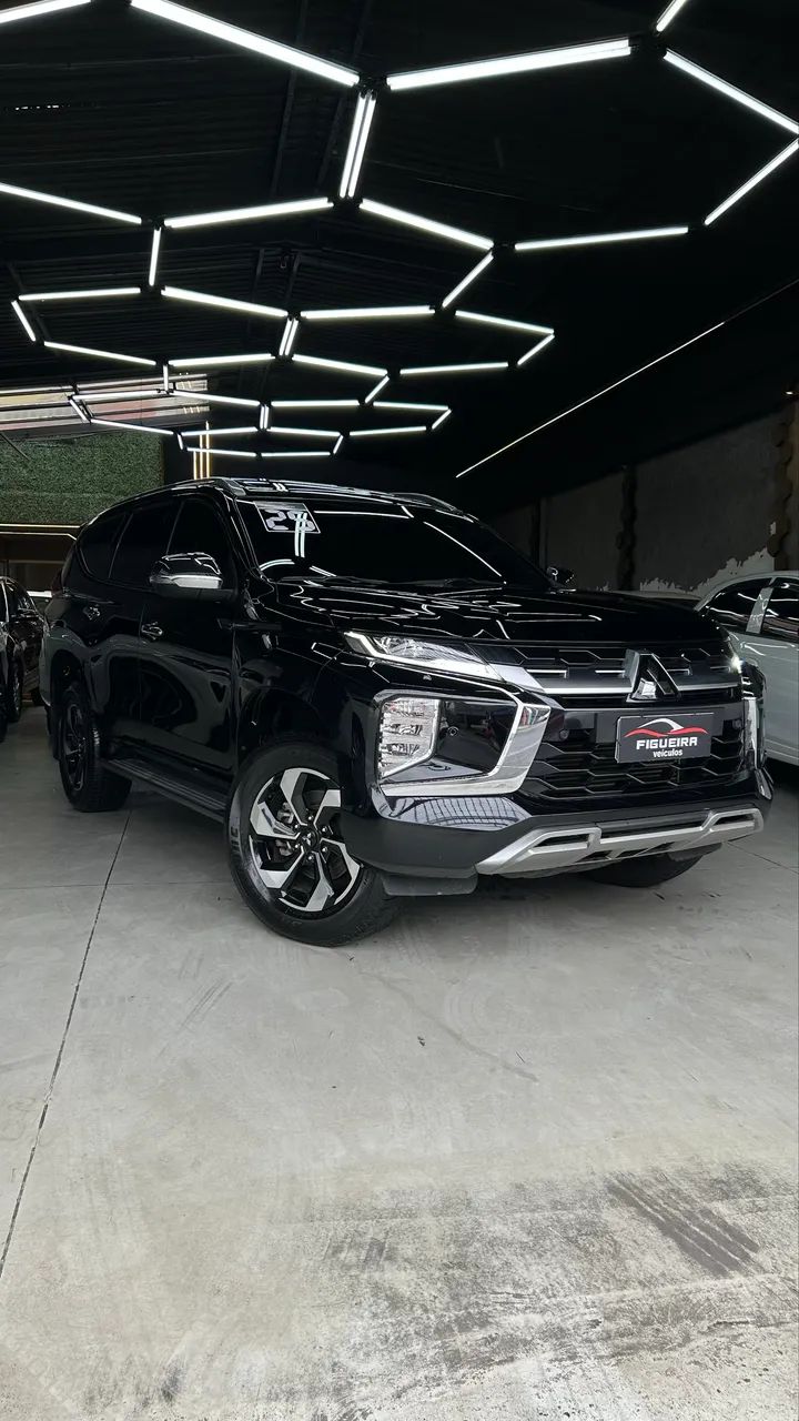 Mitsubishi Pajero Pajero Sport HPE-S 2.4  4x4 Diesel Aut. 2025